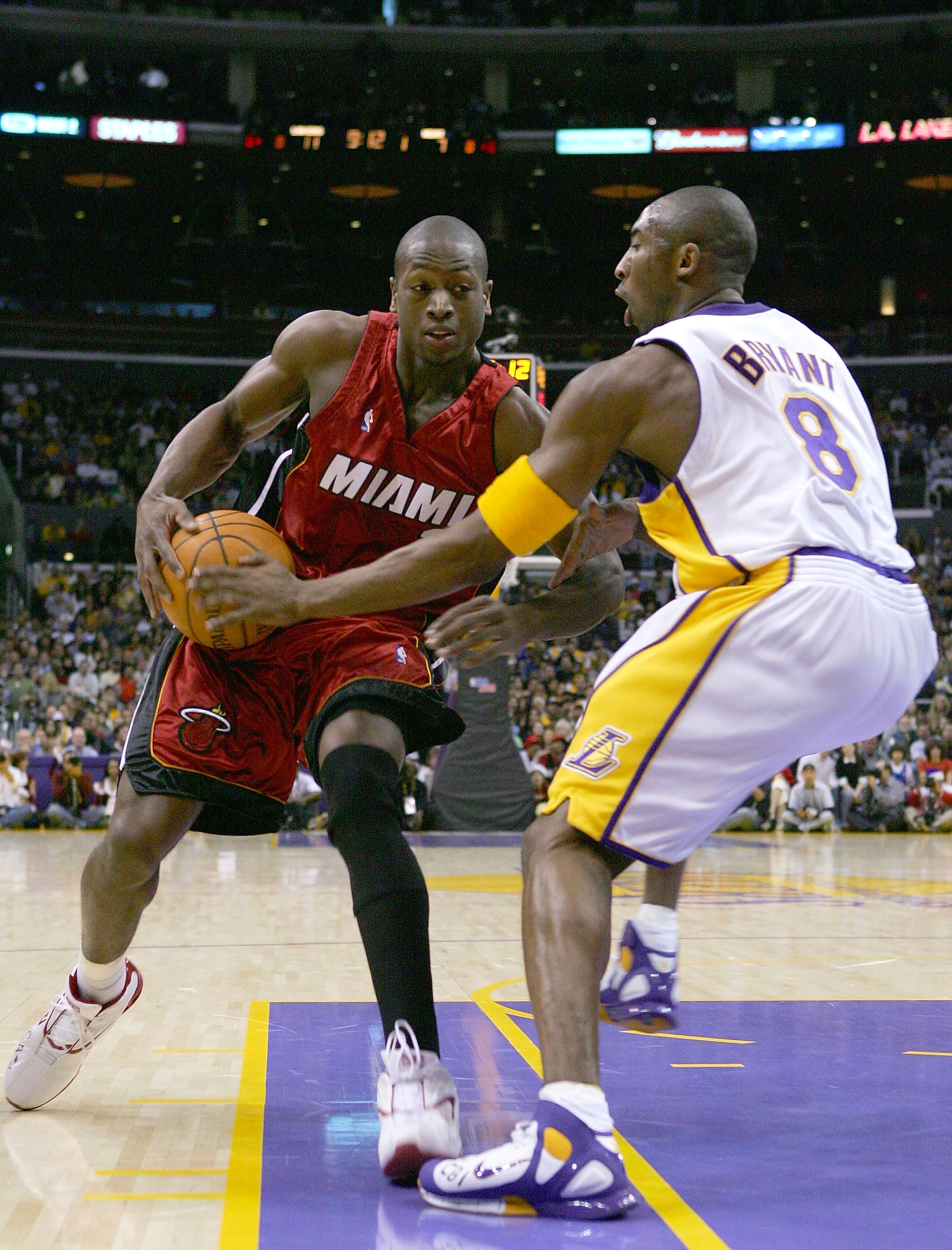 斯帕莱蒂：会评估双前锋和433的打法；我对伊尔迪兹很有信心（斯帕莱蒂：将权衡双前锋与4-3-3体系；我对伊尔迪兹充满信心）