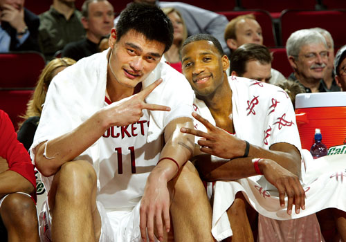 太可惜！28岁昔日“三杰”跟腱断裂，若不是伤情困扰他能比肩德容（遗憾！28岁昔日“三杰”遭遇跟腱断裂，若非伤病困扰本可媲美德容）