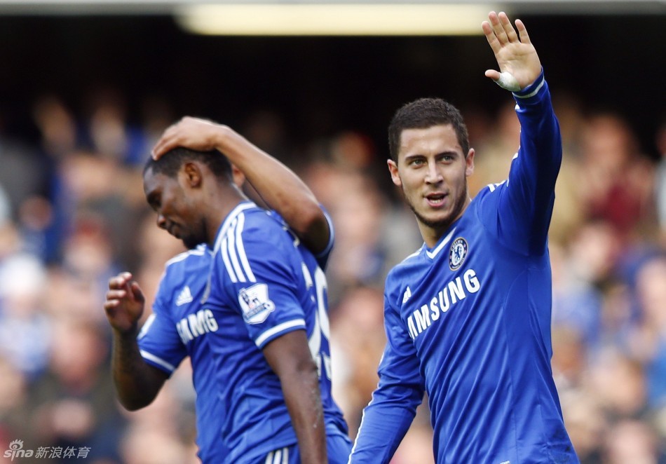 世体：齐达内现身伯纳乌但不会接替阿隆索，他只想执教法国